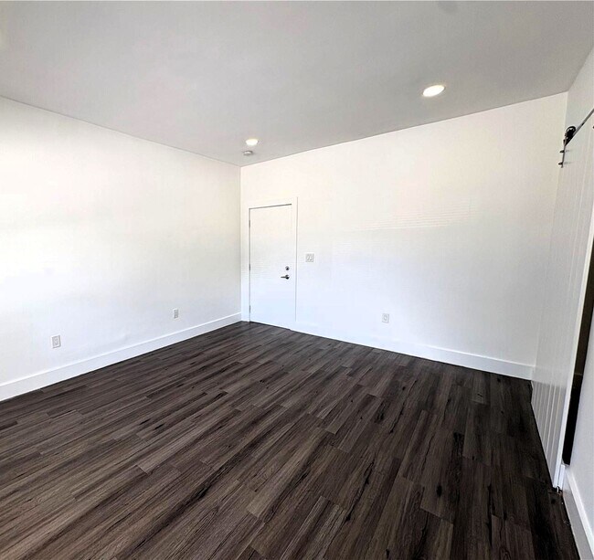 Foto del edificio - 3237 SW 4th St