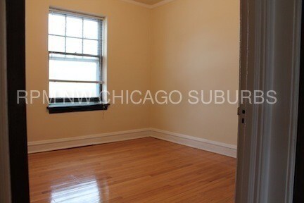 Foto del edificio - 302 81st Street First Floor Chicago, IL 60619