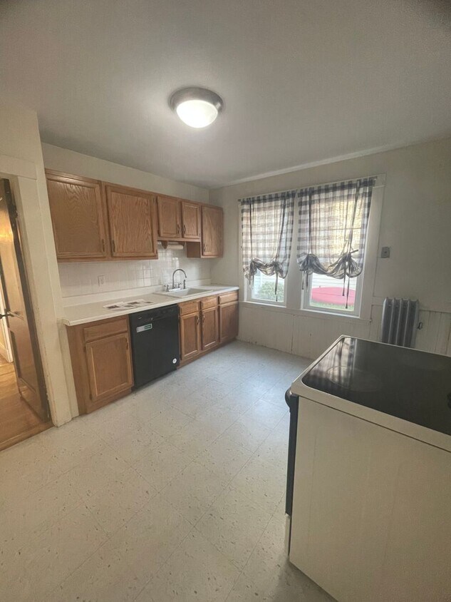 Foto principal - 16 Templeton Pkwy