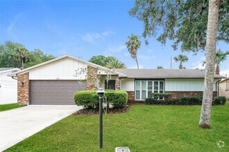 Building Photo - 208 Brittany Ave