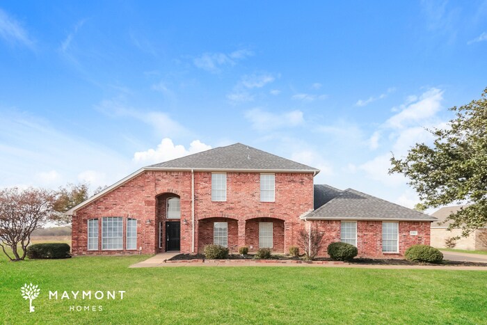 Primary Photo - 1161 Masters Dr