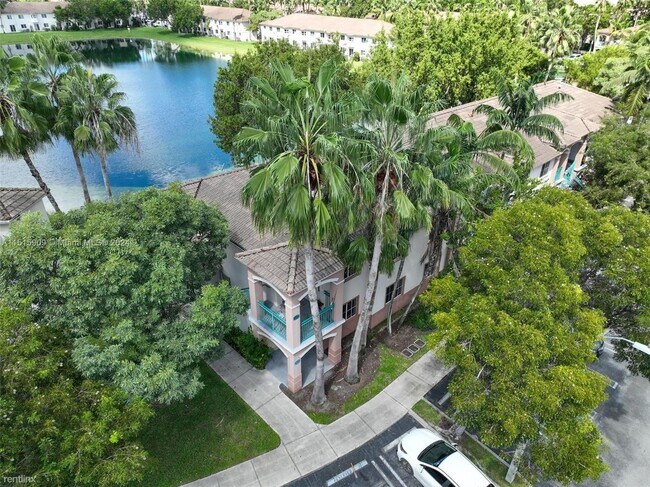 Foto del edificio - 3 br, 2 bath House - 2930 SE 13th Ave # 10...