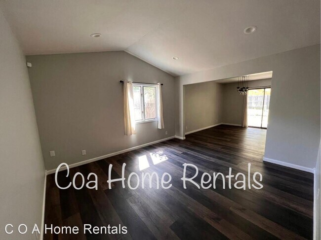 Foto del edificio - 5 br, 3 bath House - 8229 E. Mt Vernon