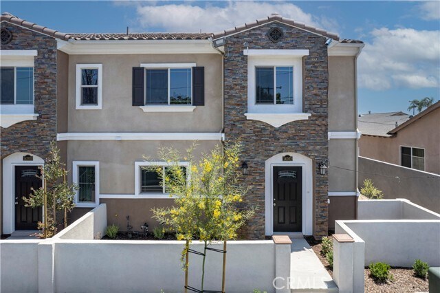 Foto principal - 14091 Edwards St