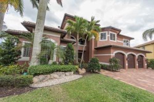 Foto principal - 9505 New Waterford Cove