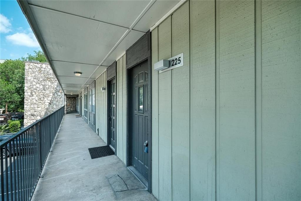 500 E Riverside Dr Unit 225, Austin, TX 78704 Condo for Rent in