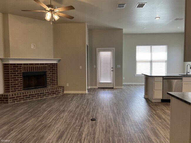 Foto del edificio - 4 br, 2 bath House - 1921 135th Street