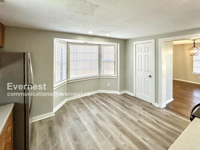 Building Photo - 1256 Glenridge Ln