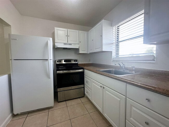 Building Photo - 928 S Federal Hwy