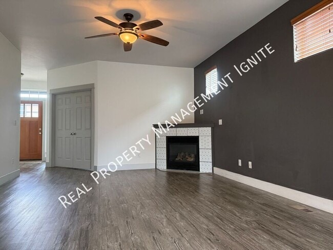 Foto del edificio - 20573 Button Brush Ave