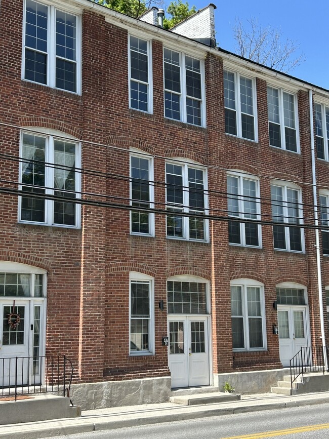 Building Photo - 47 Baltimore ST