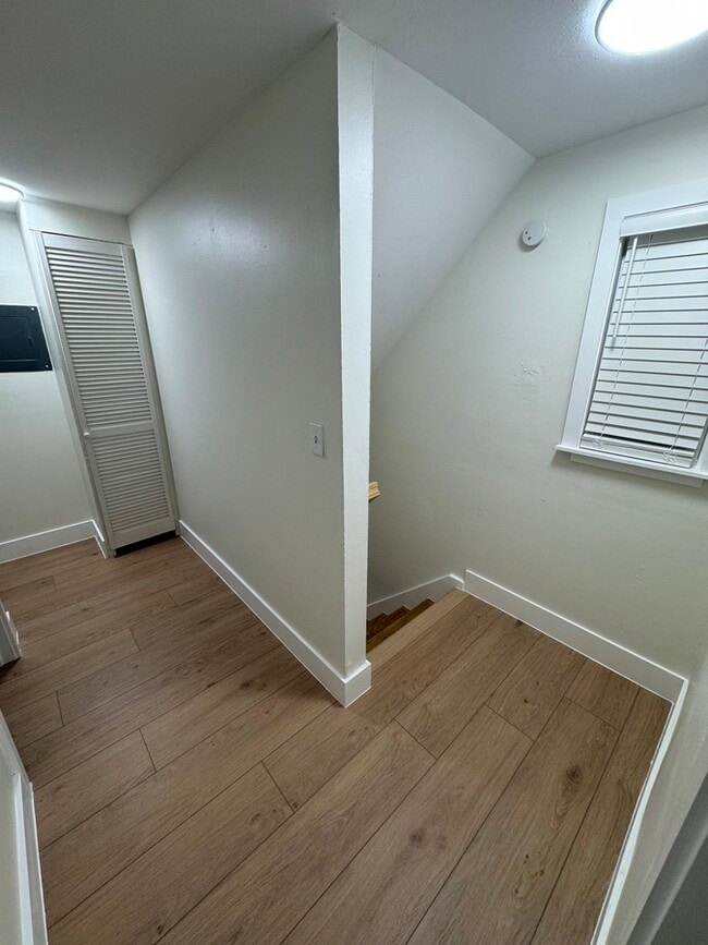 Photo - 6070 Longchamp Dr House