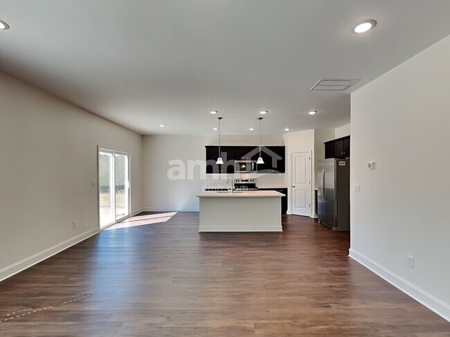 Building Photo - 3751 Blackshear Pl