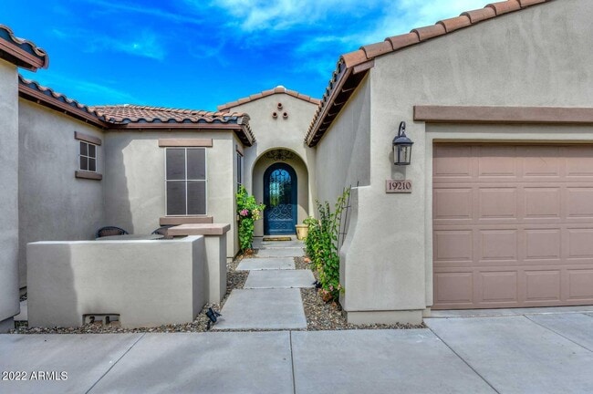 Foto del edificio - 19210 W Denton St