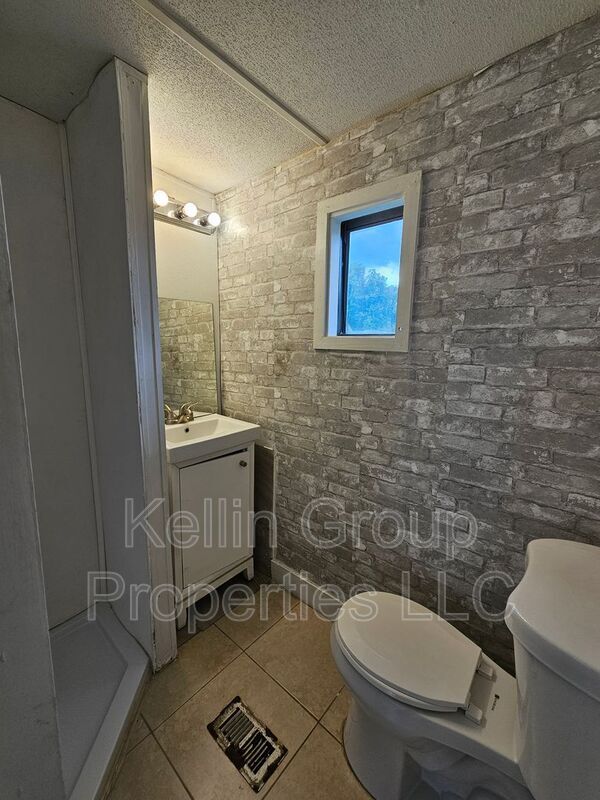 Foto del edificio - 2511 Futch Rd