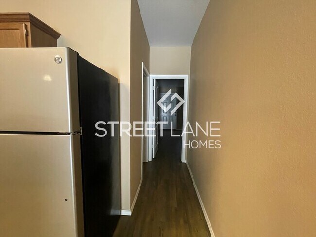 Building Photo - Charming 2 Bedroom in Nash!