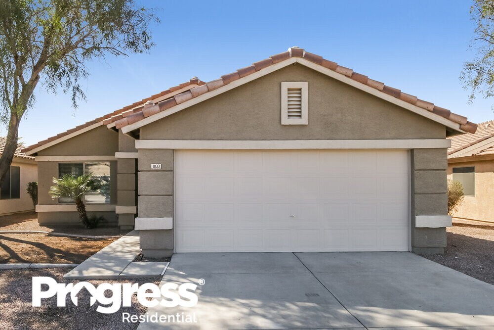 Primary Photo - 1033 E Yuma Ave