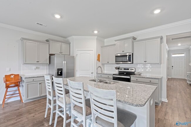 Building Photo - 201 Antler Ridge Dr