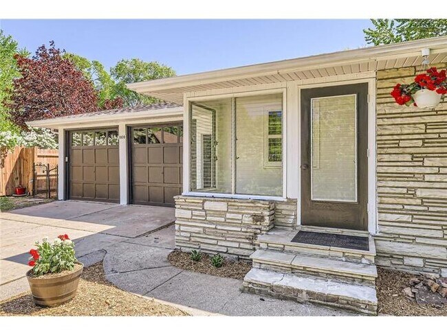 Foto del edificio - 3808 Welcome Ave N