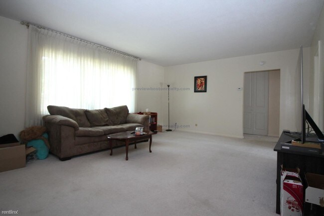 Foto del edificio - 2 br, 2 bath  - 199 Lake Shore Rd # 1HG