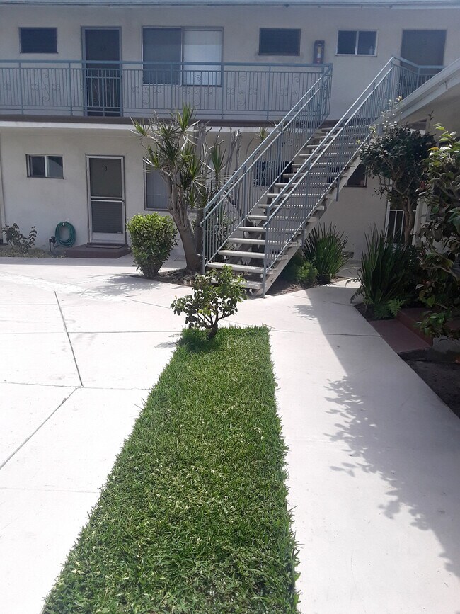 Foto del interior - 803 Java Ave Inglewood, CA 90301