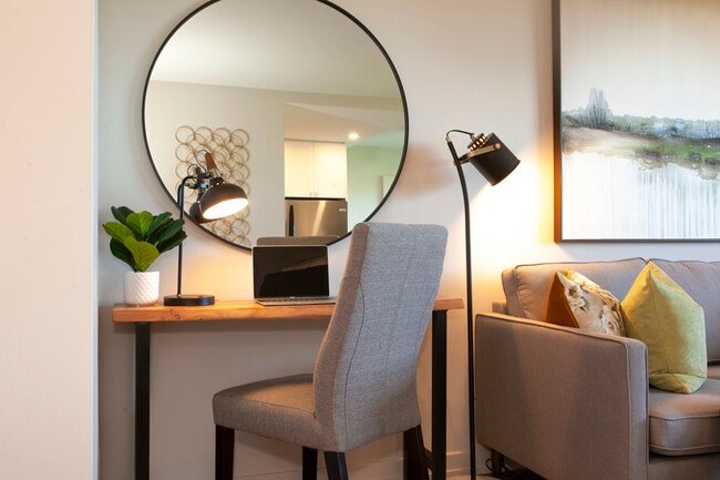 Building Photo - Harbourview Apartments