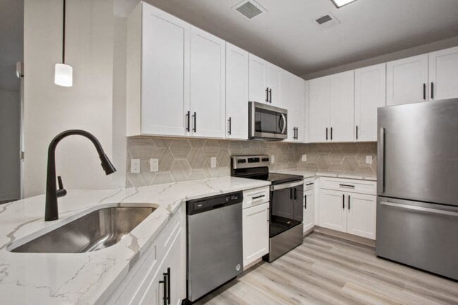 Adara at Godley Station, Savannah, GA, Kitchen - Adara at Godley Station