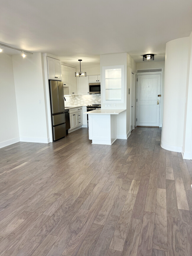 Foto del edificio - 1550 N Lake Shore Dr
