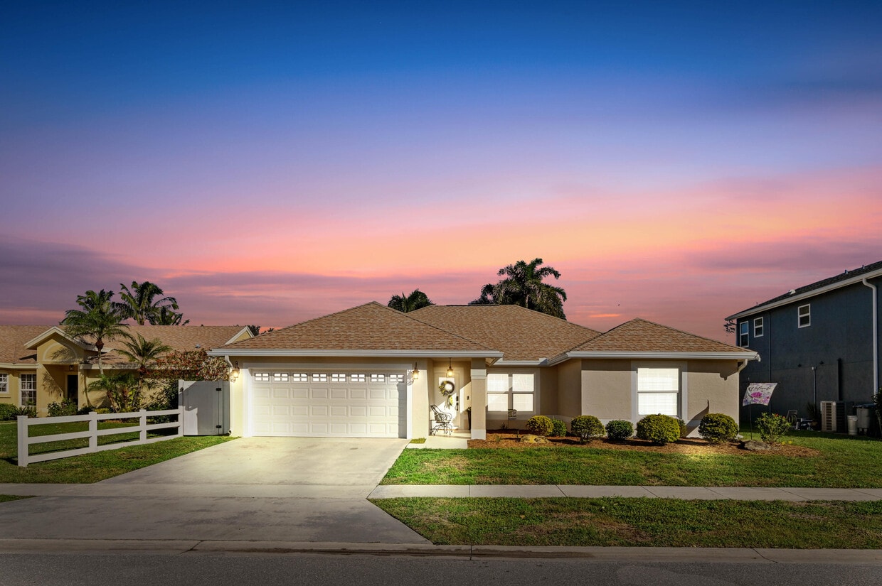 Primary Photo - 6357 Terra Rosa Cir