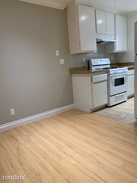 Foto del edificio - 12756 Caswell Ave