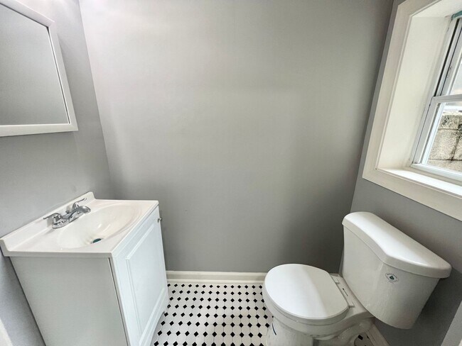 Building Photo - Anika Homes 2 Bedroom