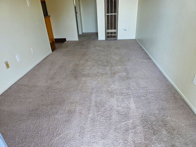 Foto del edificio - Newly Remodeled -1-bedroom, 1-bathroom apa...