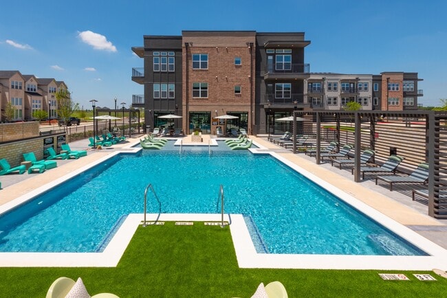 Building Photo - The Wentworth at Lexington Ranch