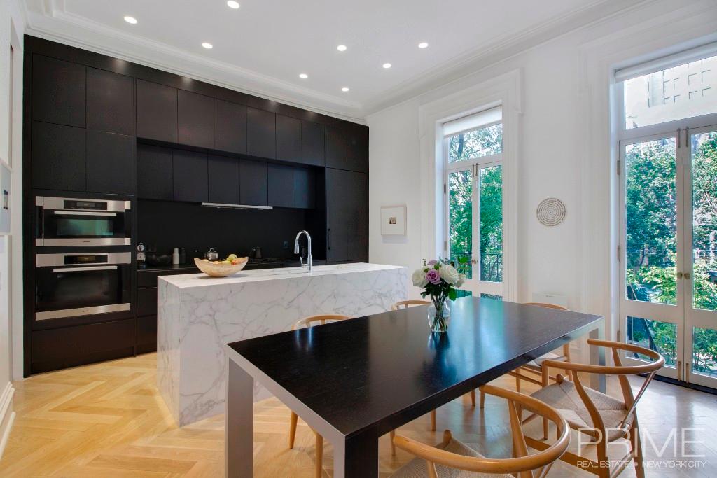 Primary Photo - 132 Fort Greene Pl