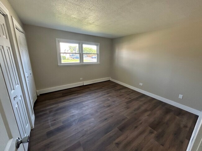 Foto del edificio - 7403 W 71st St