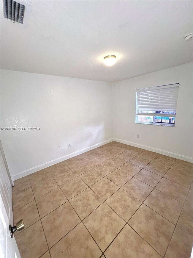 Foto del edificio - 8885 SW 221st Terrace