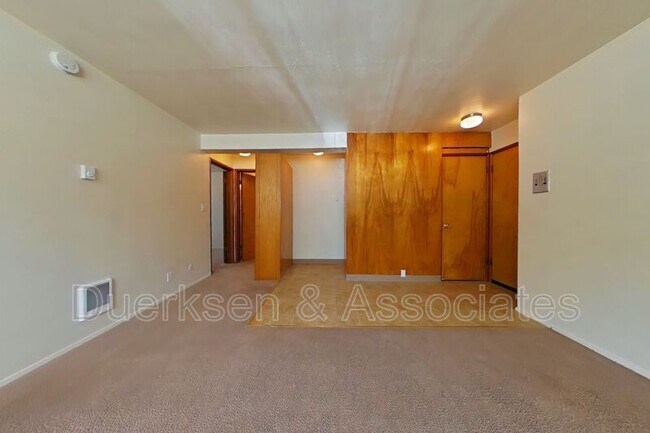Foto del edificio - 111 NW 11th