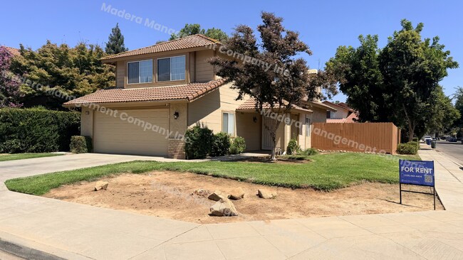 Foto del edificio - 7728 N 8th St