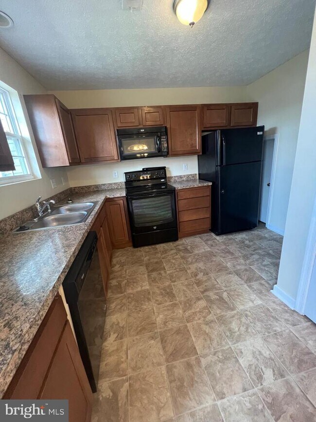 Foto del edificio - 28 Toad Stool Ln