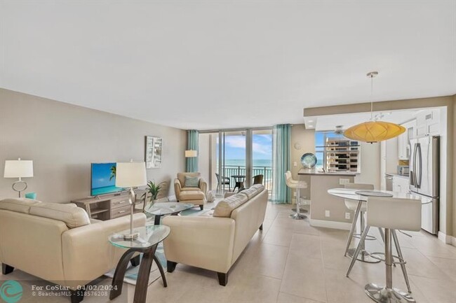 Foto del edificio - 5200 N Ocean Blvd