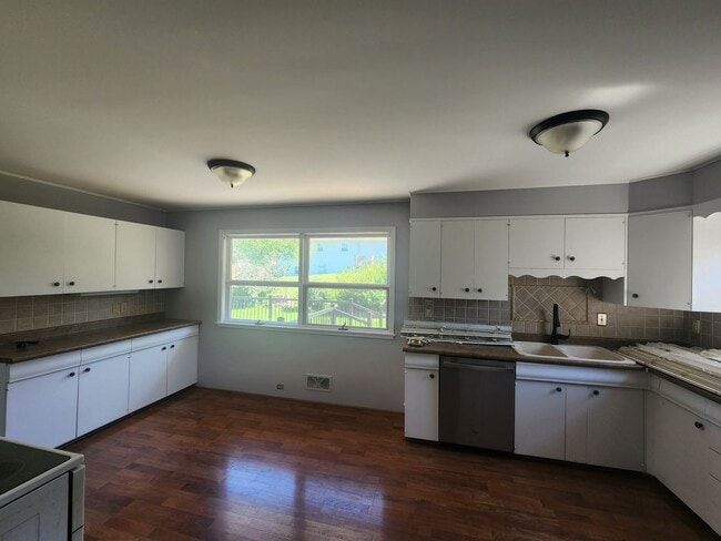 Foto del edificio - 805 E 32nd St