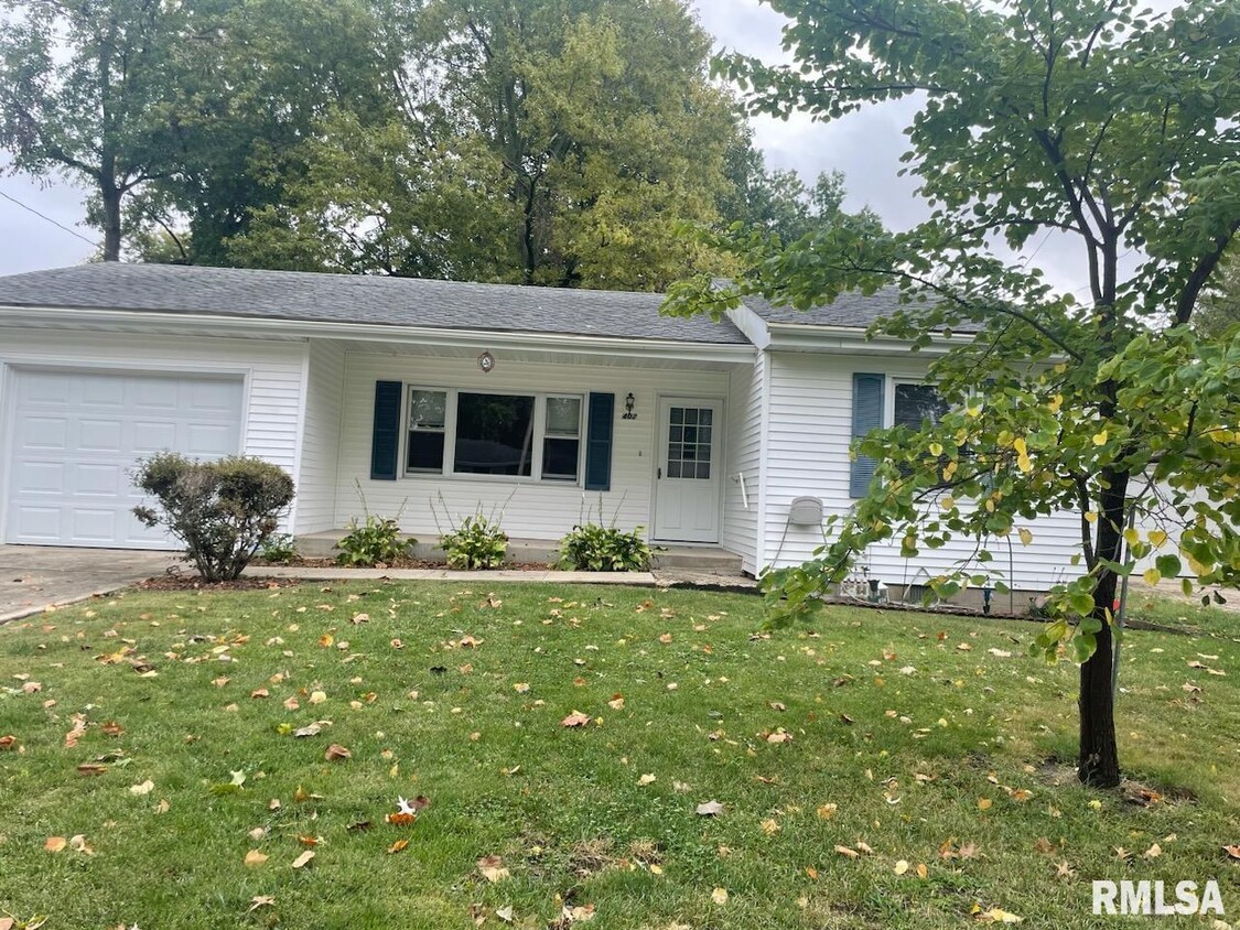 Primary Photo - 402 5th St