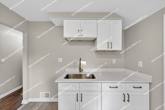 Building Photo - Fully Renovated 3-Bedroom Brick Home in Detroit!