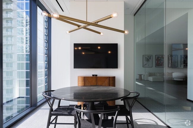 Coworking Private Offices - Society Atlanta Apartments