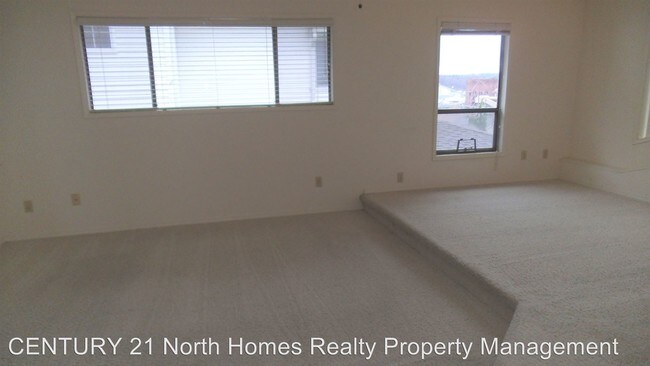 Foto del edificio - 3 br, 2 bath House - 2201 Grand Ave #4