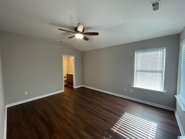 Foto del edificio - 70 Briar Ridge Ln