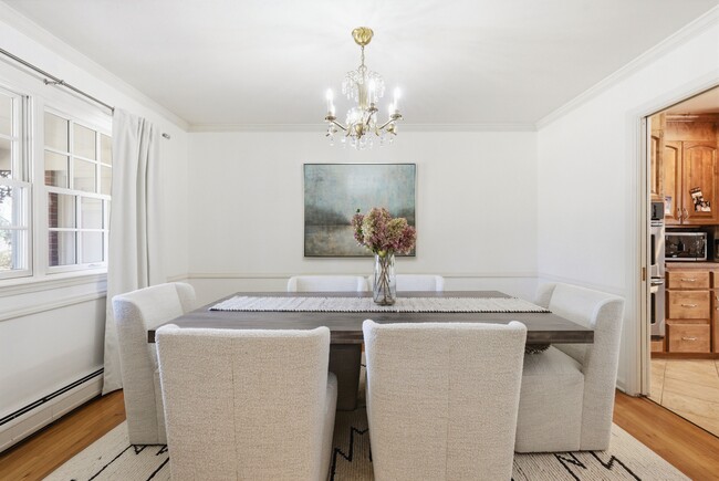 Building Photo - 2050 Cherryville Rd