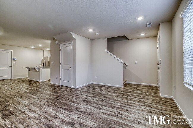 Foto del edificio - Wonderful 3 Bed 2.5 Bath Townhome in Orcha...