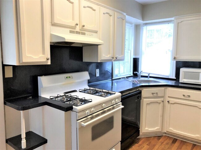 Foto del edificio - 925/927 Rittiner Drive