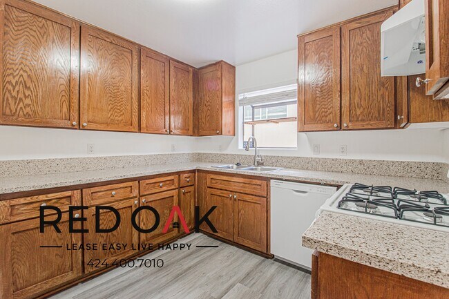 Foto del edificio - 1248 W Gardena Blvd